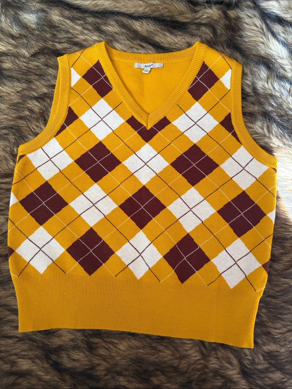 Papaya Mustard Argyle V-Neck Sweater Vest with White & Burgundy Accents Size L